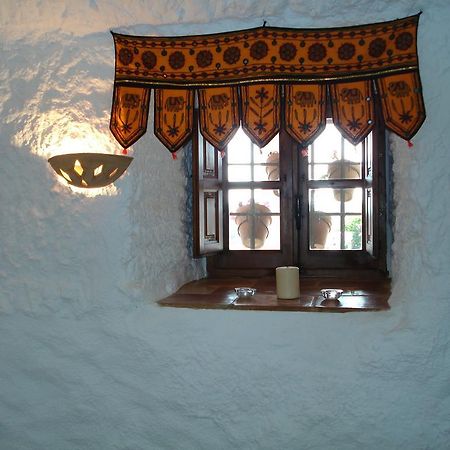 Cueva De La Alegria Villa Huéscar Eksteriør bilde